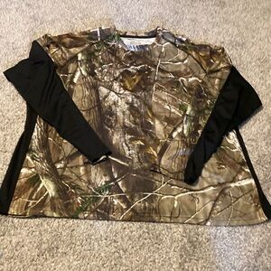 Men’s Realtree long sleeve pullover top, size 3XL
